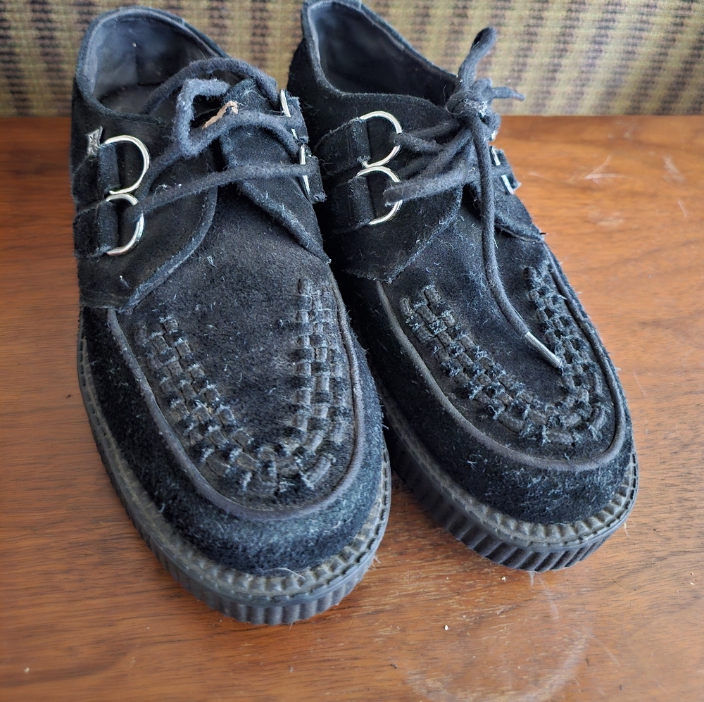 Tuk shoes creeper platform